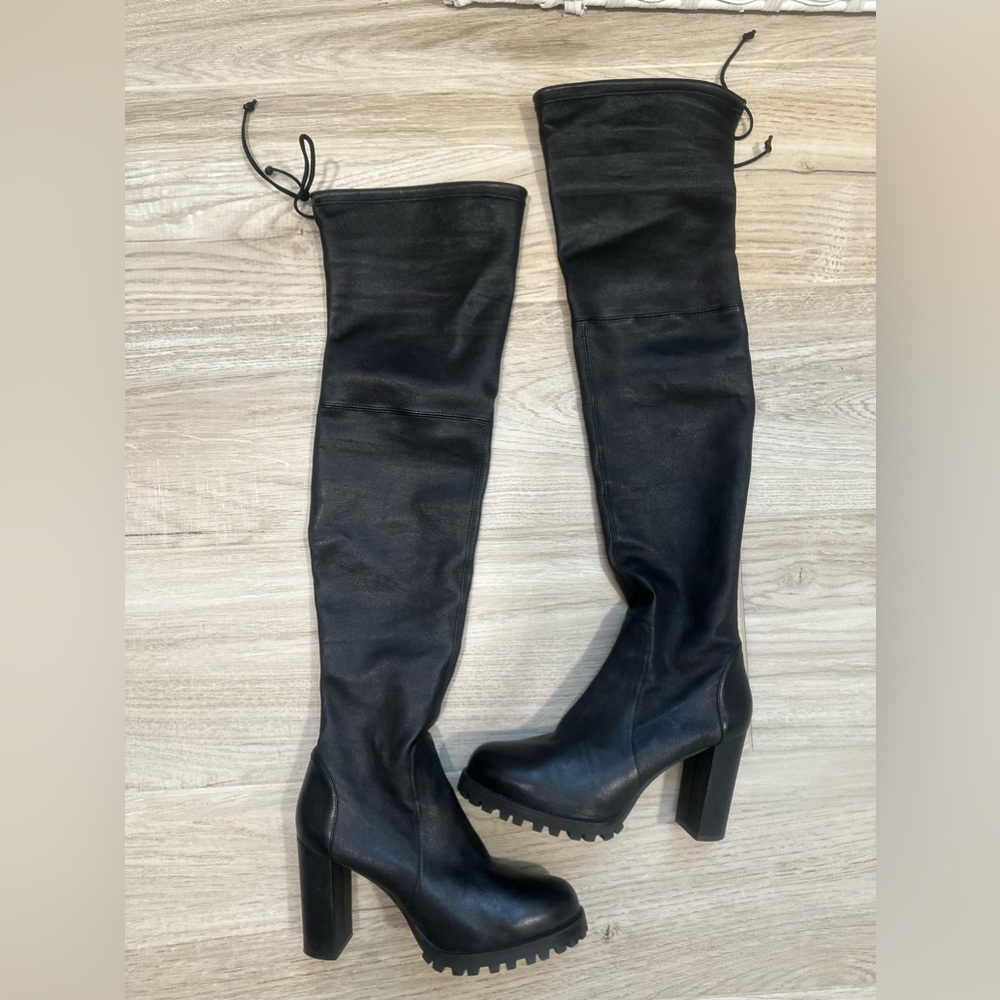Excellent condition! Stuart Weitzman Zoella boot 10.5